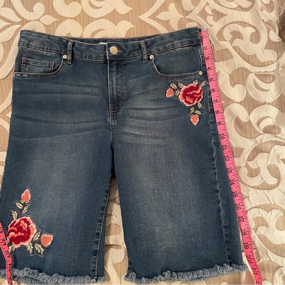 Roebuck & Co R1893 Floral Jean Denim Shorts Sz 12 - Picture 6 of 8